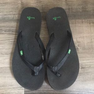 Sanuk Flip-flops